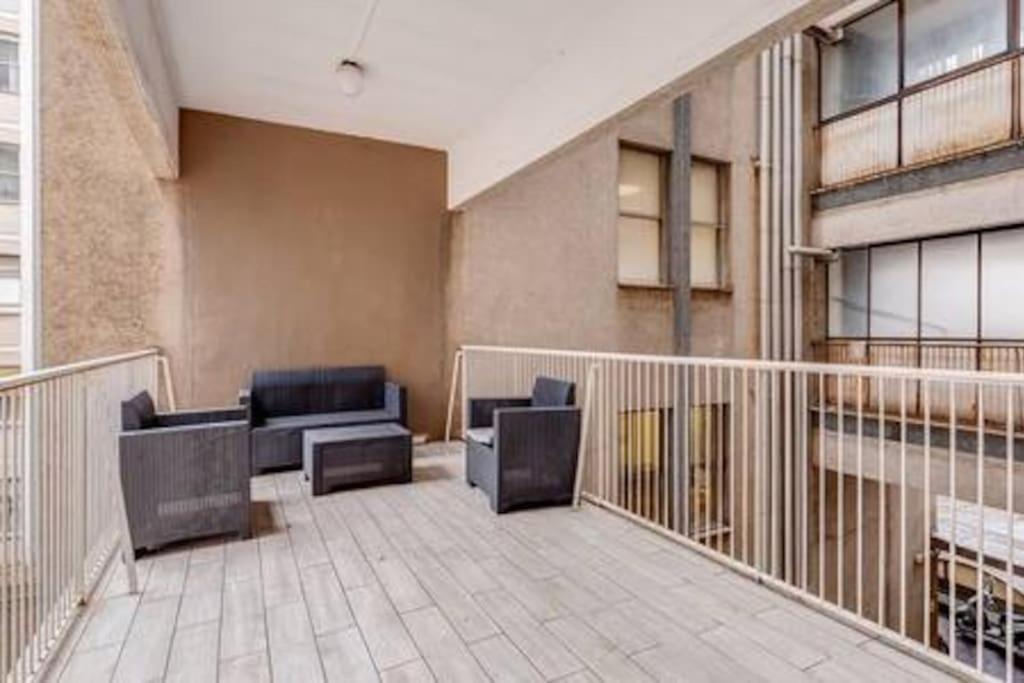 Domus Laterani By Jfm - Comfortable Apartment Big Terrace Colosseo Rome Luaran gambar