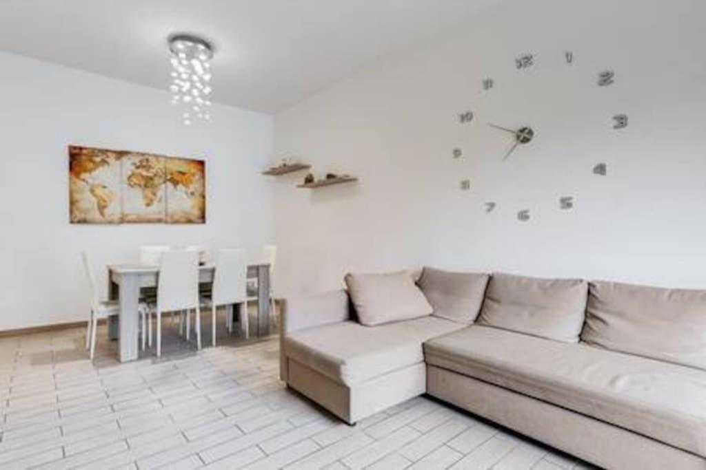 Domus Laterani By Jfm - Comfortable Apartment Big Terrace Colosseo Rome Luaran gambar