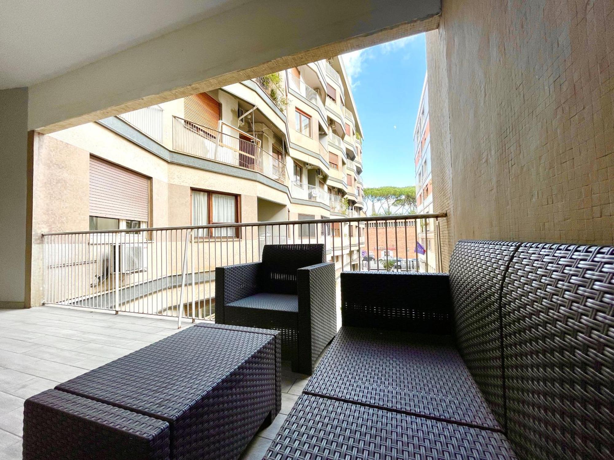 Domus Laterani By Jfm - Comfortable Apartment Big Terrace Colosseo Rome Luaran gambar